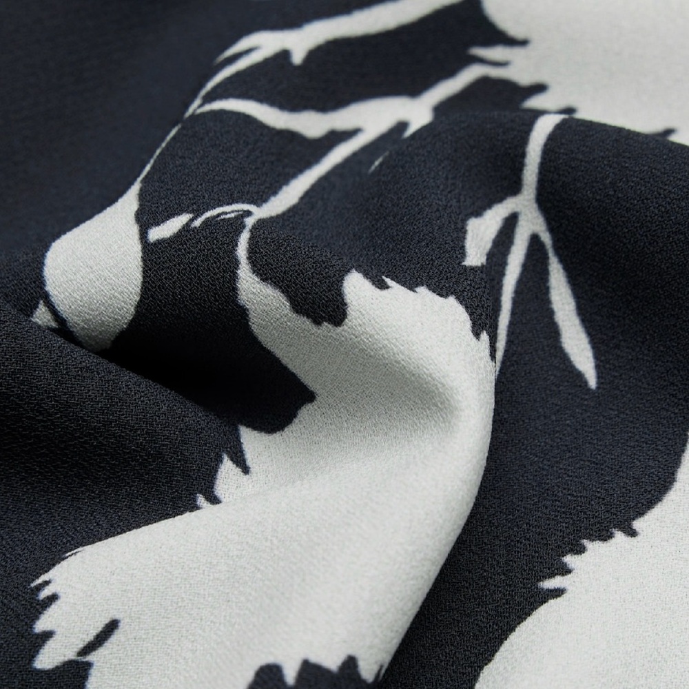 Wilfred Dark Night Navy and White Floral Long Sleeve Lola Dress - Picture 5 of 6
